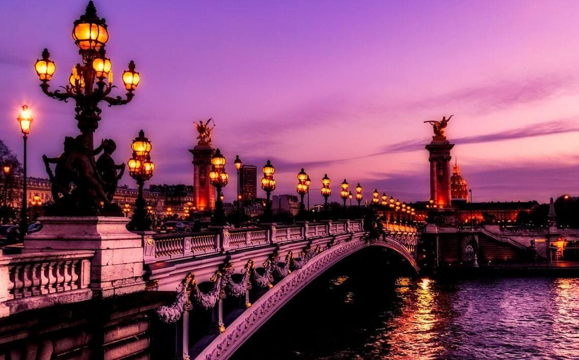 Paris CDG Airport to Le Bourget Exhibition Centre