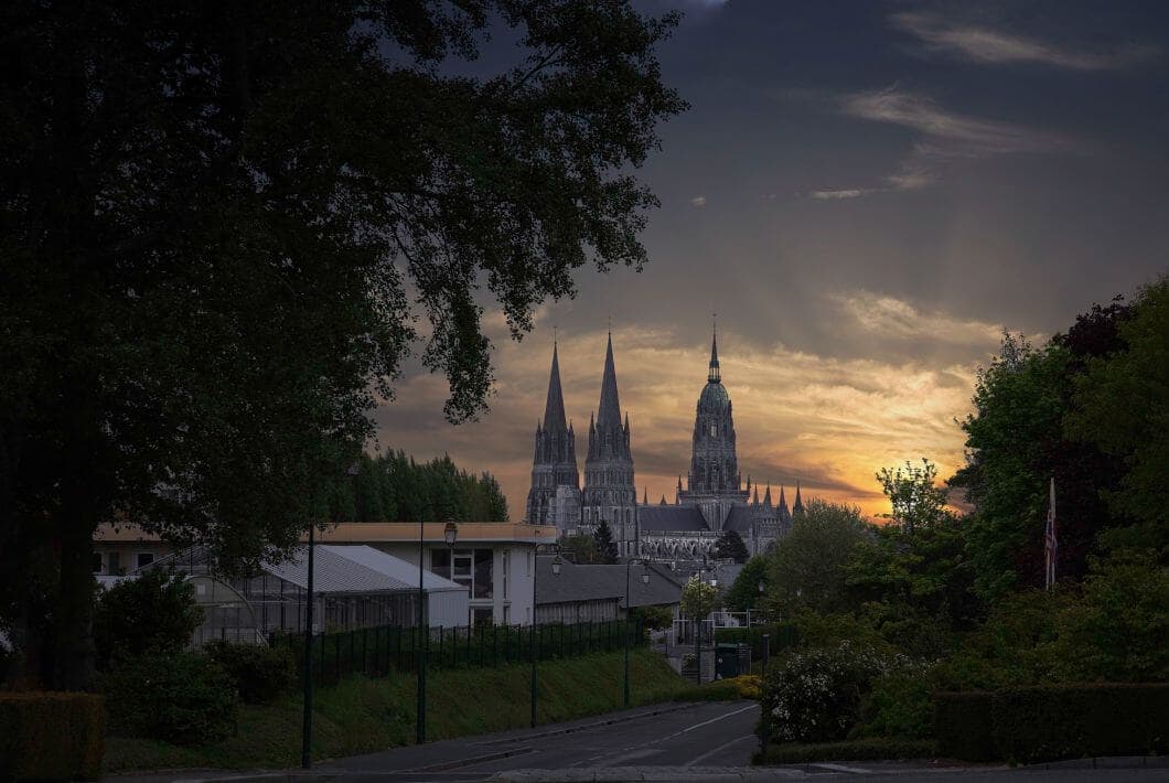 Paris Charles de Gaulle Airport to Bayeux