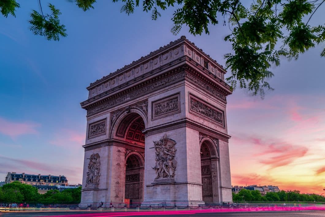 Paris Charles De Gaulle Airport to Grand Palais