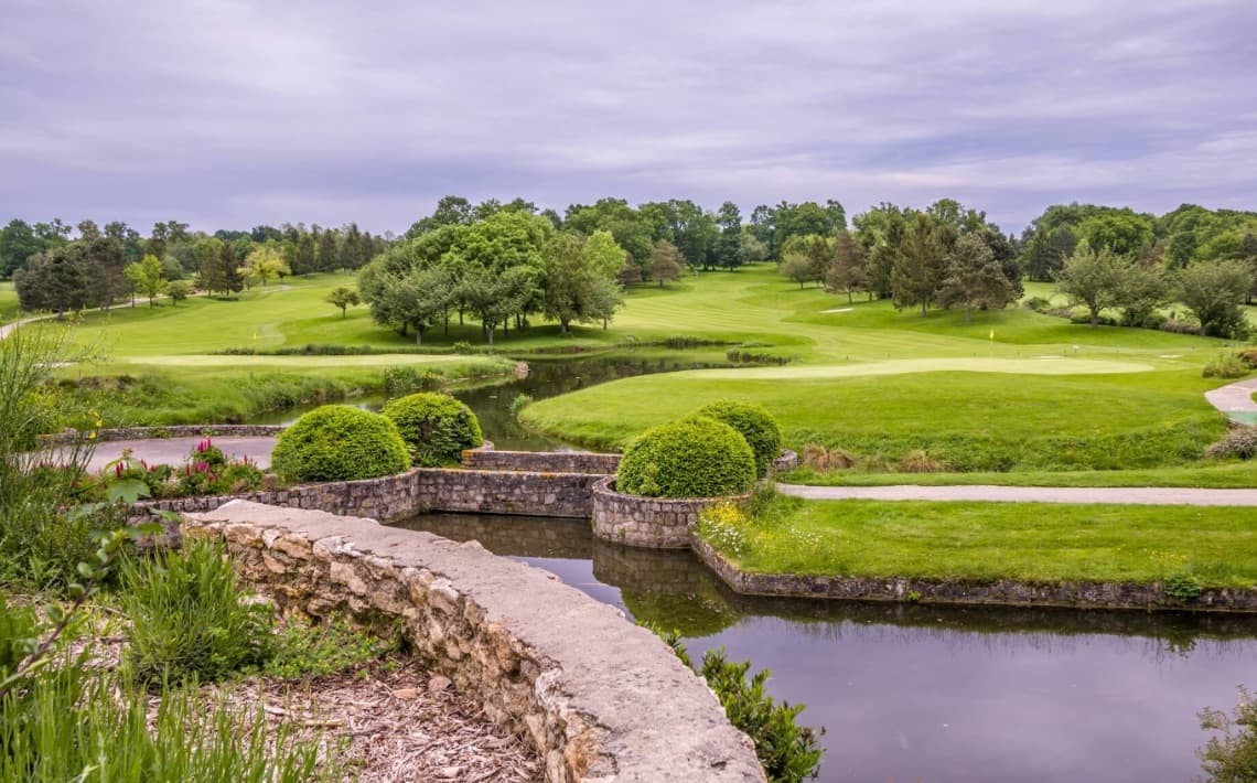 Paris Charles de Gaulle Airport to Mortefontaine Golf Resort