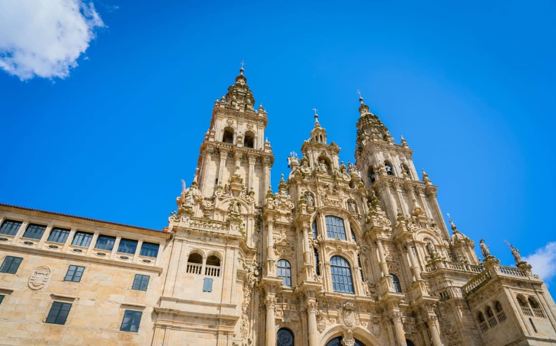 Porto Airport to Santiago de Compostela