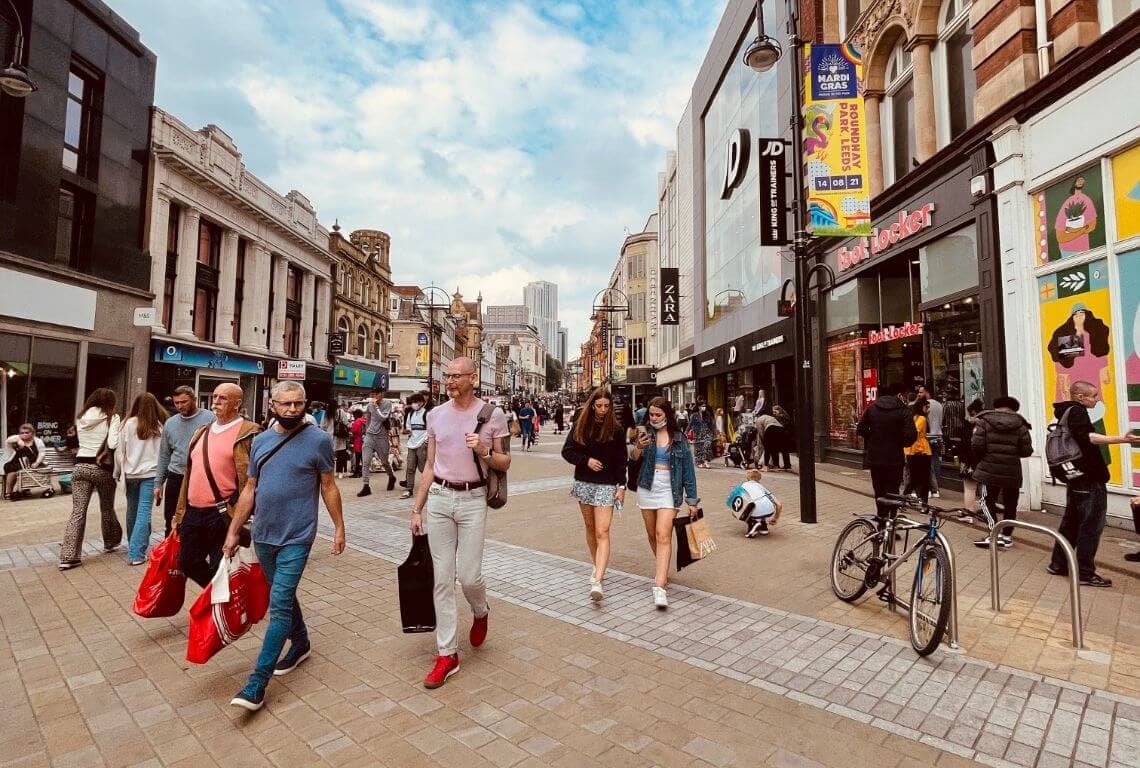 Private Taxi Transfers from Manchester Airport to Leeds