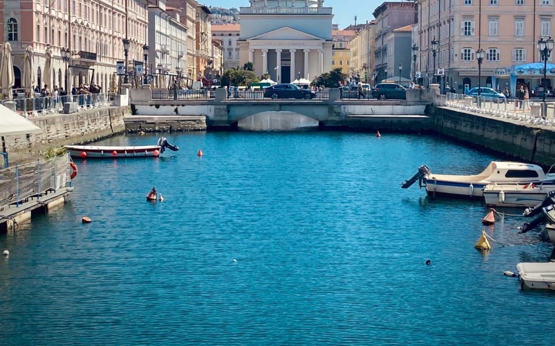 Pula Airport to Trieste