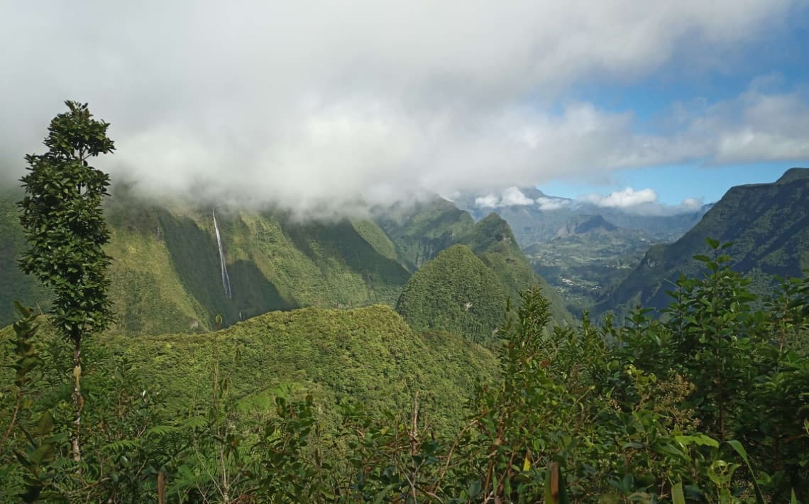 Reunion Roland Garros Airport to Saint Andre