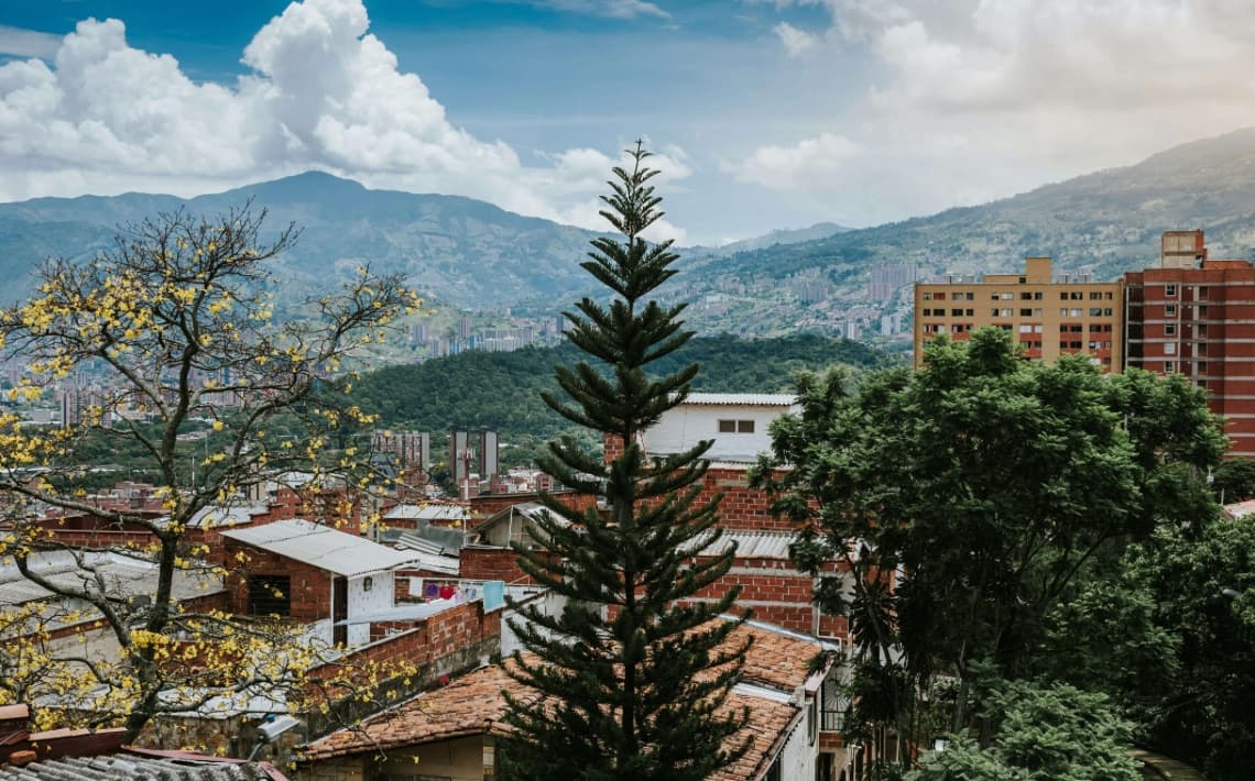 Medellin Airport to Laureles