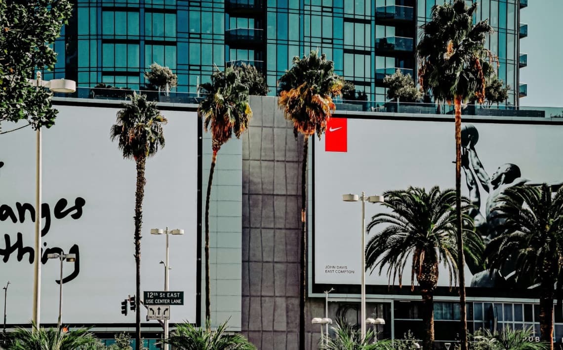 Rome FCO Airport to La Nuvola Convention Center