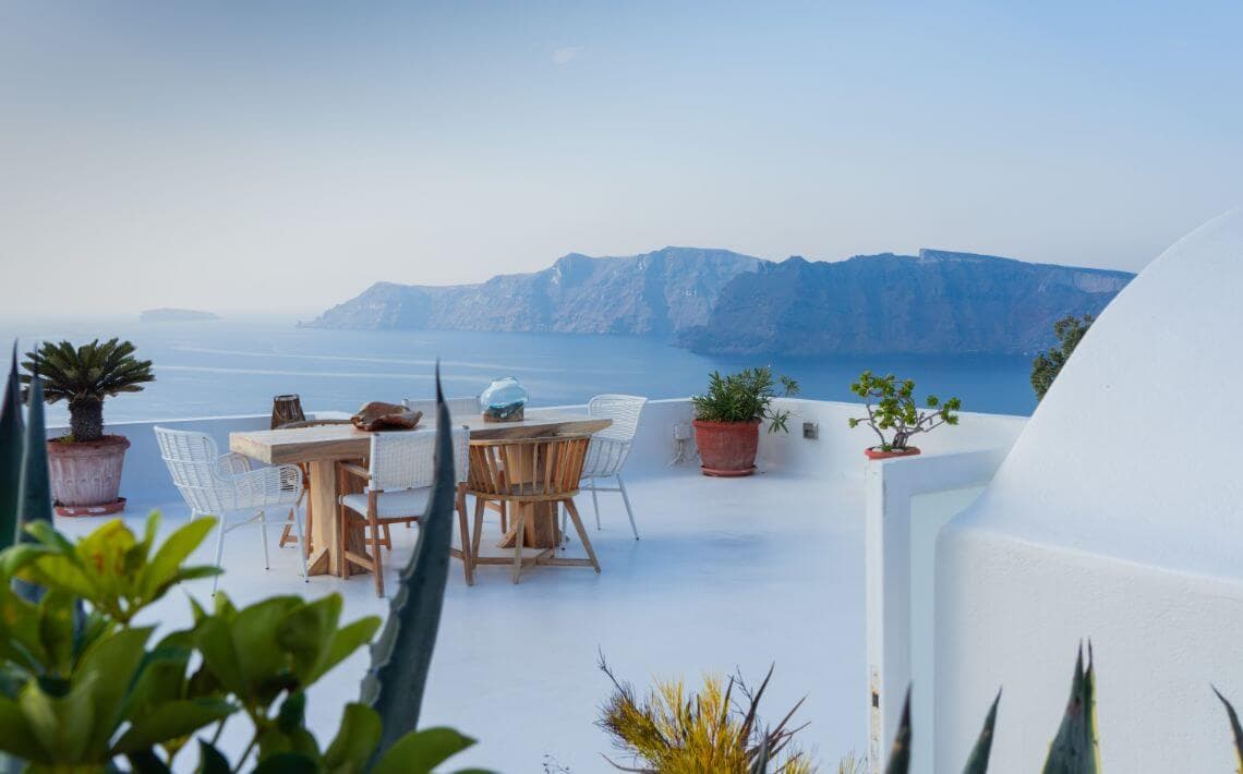 How to Get from Santorini Airport to Perissa?