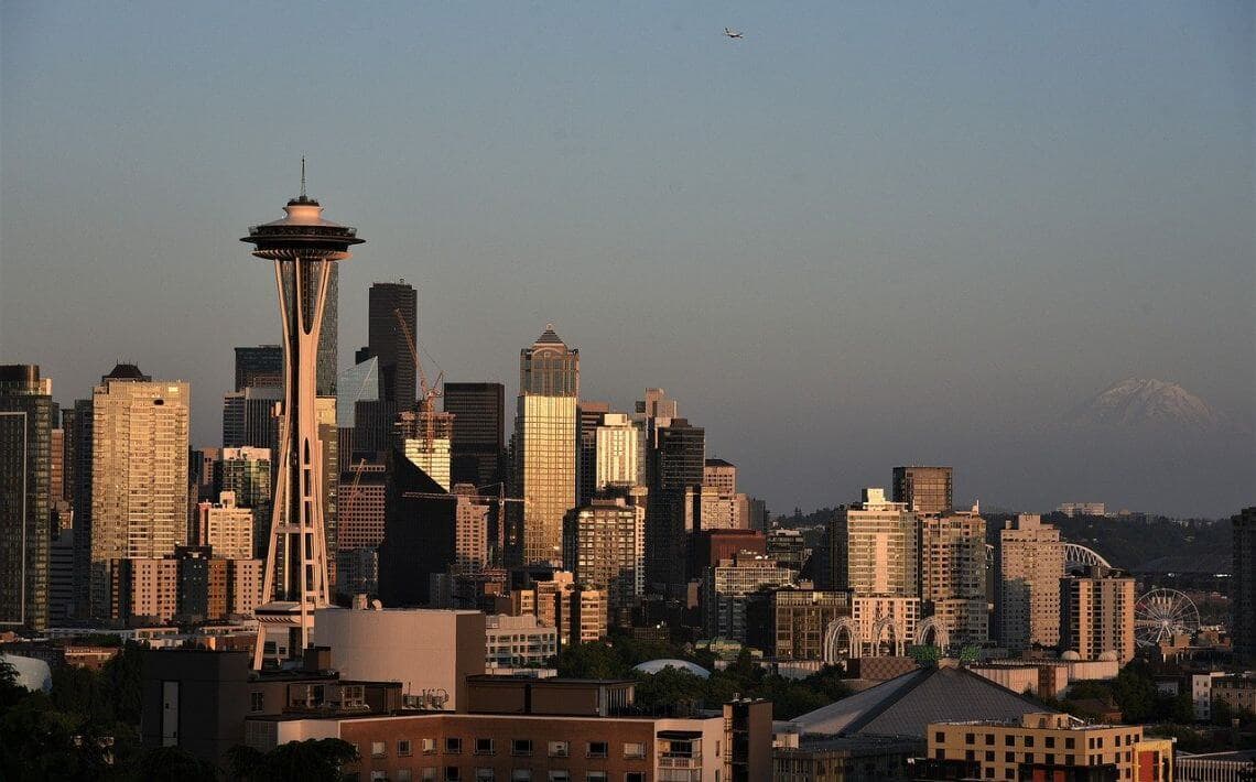 Seattle Seatac Airport to Columbia Center