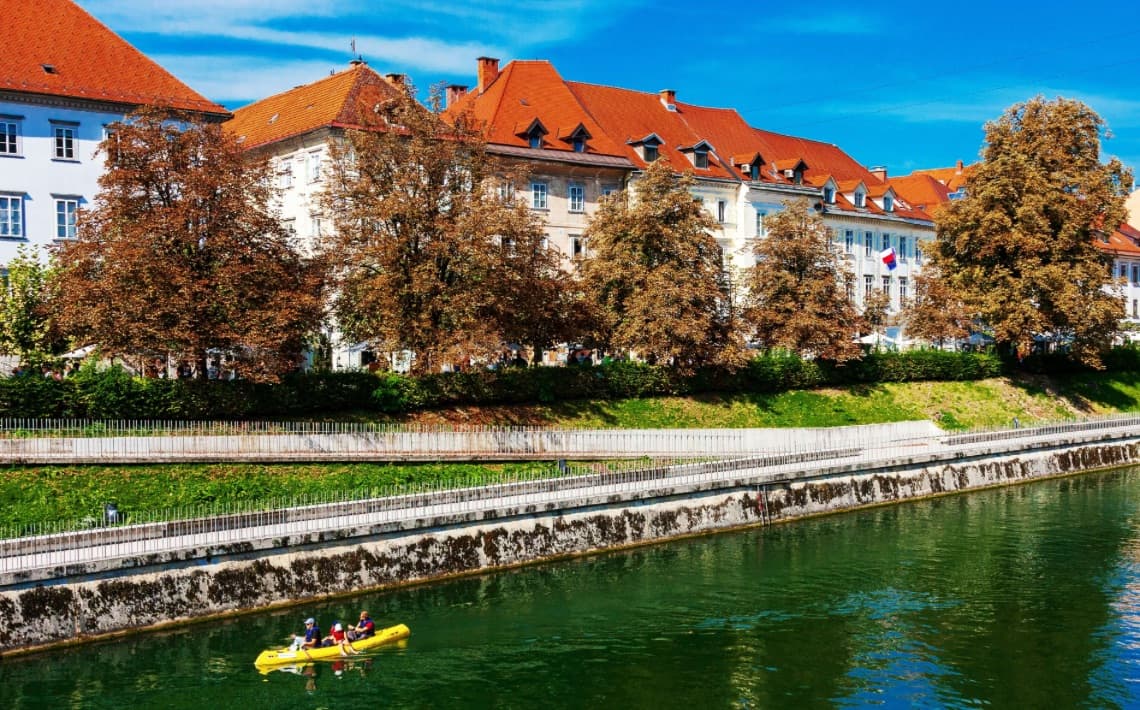 Seoul Incheon Airport to Cox Convention Centre