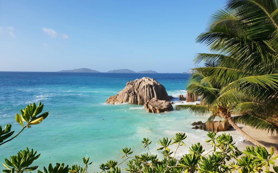 Seychelles Airport to Victoria