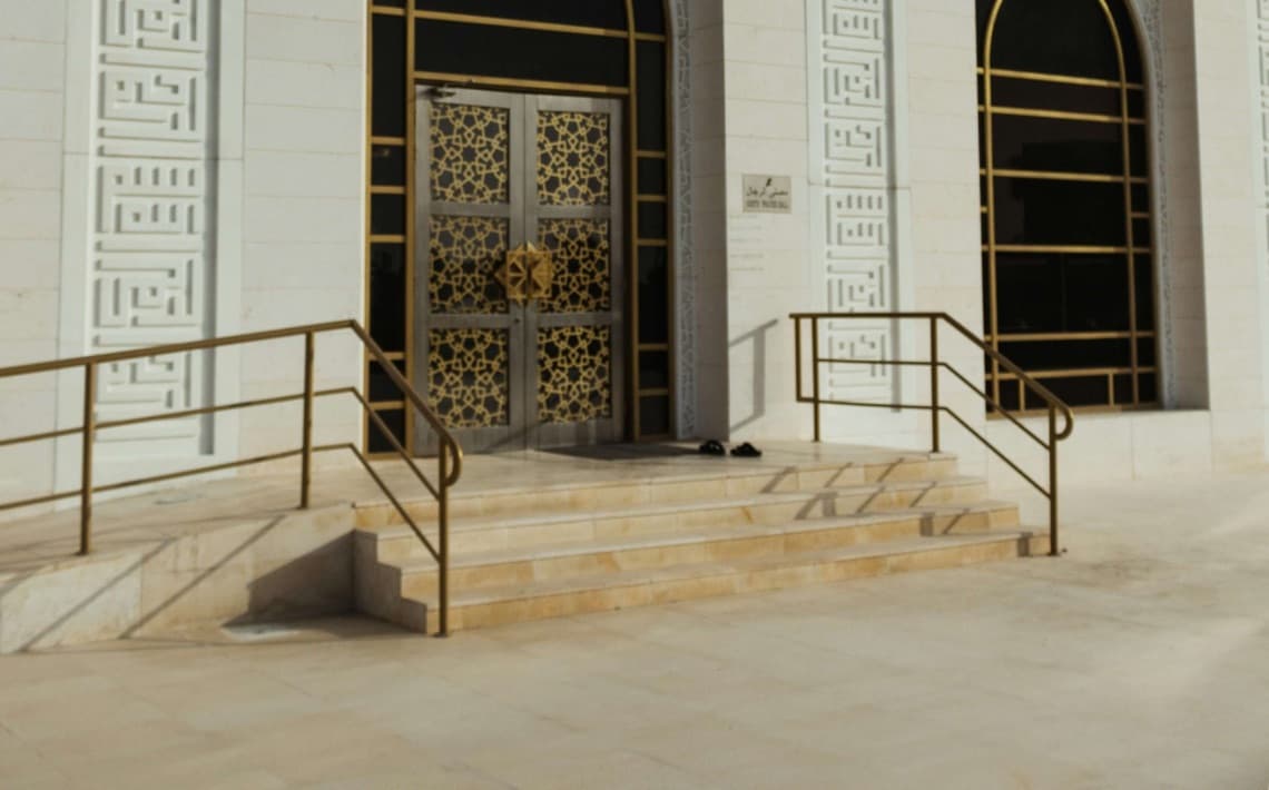 Sharjah Airport to Ajman