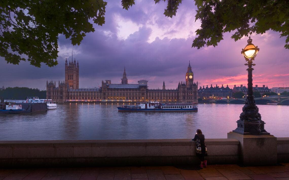 Stansted Airport to Gatwick Airport