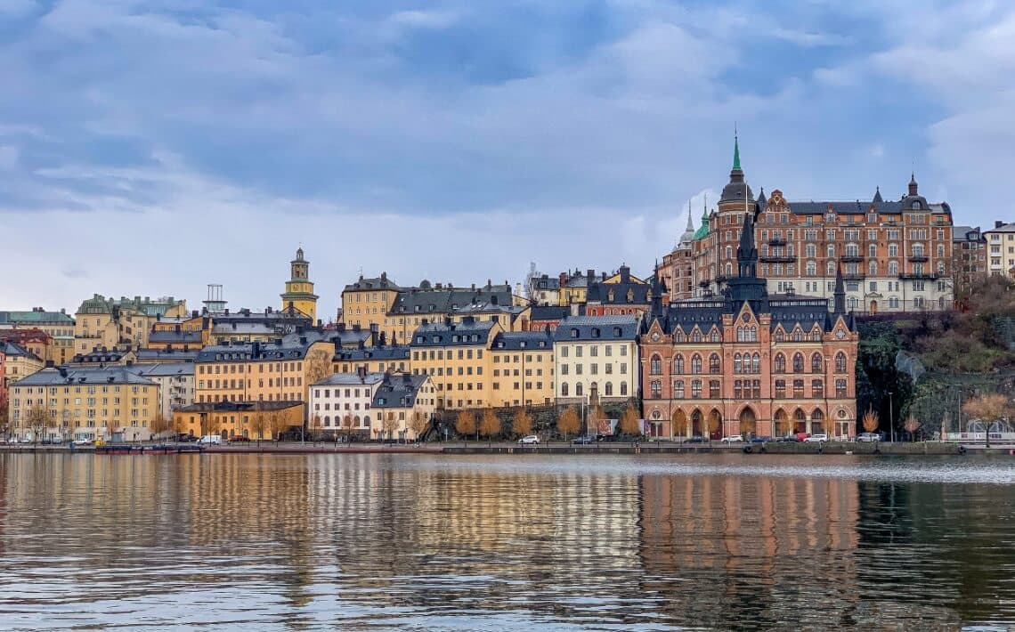 Wie man vom Flughafen Arlanda ins Stadtzentrum von Stockholm kommt