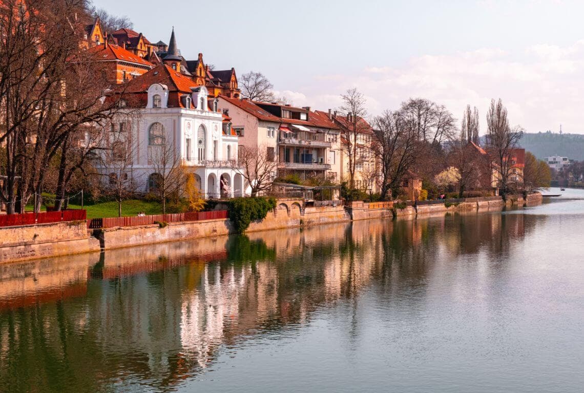 How to get from Stuttgart Airport to Tübingen?