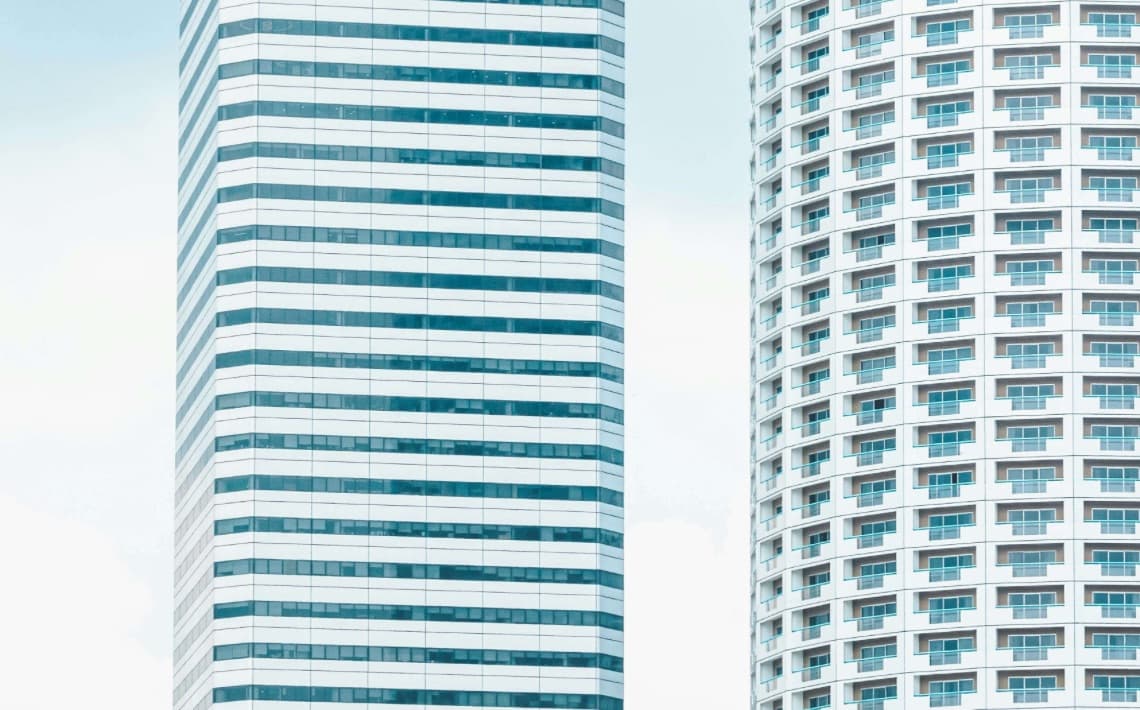 Swissôtel The Stamford Hotel Transfers in Singapore