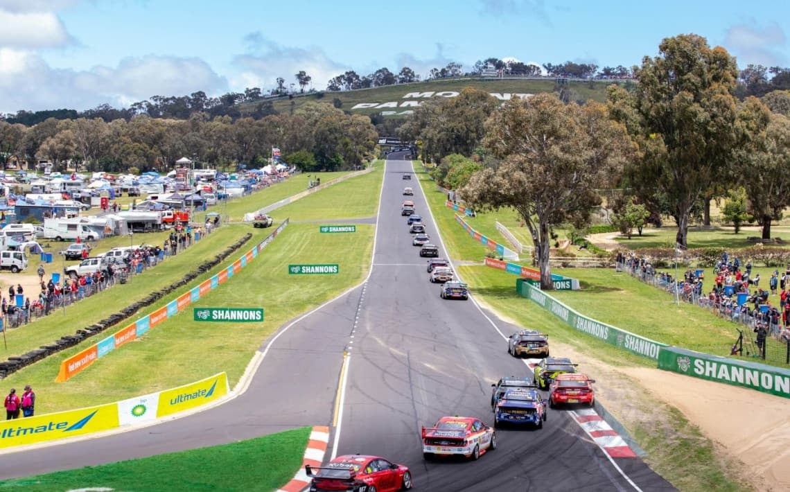 Sydney Airport to Bathurst