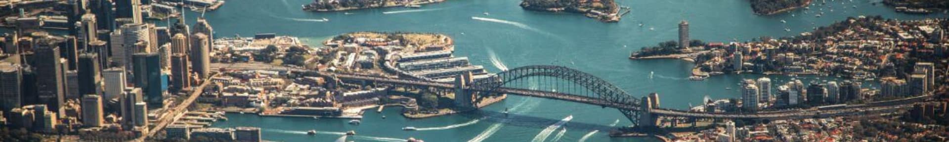 Sydney Airport to Bomaderry