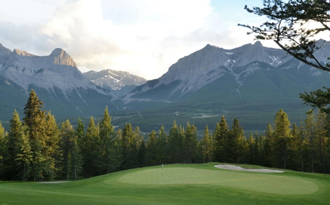 Sydney Airport to Chateau Elan at The Vintage Golf Resort