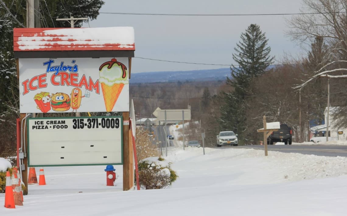 Syracuse Airport to Rome, NY