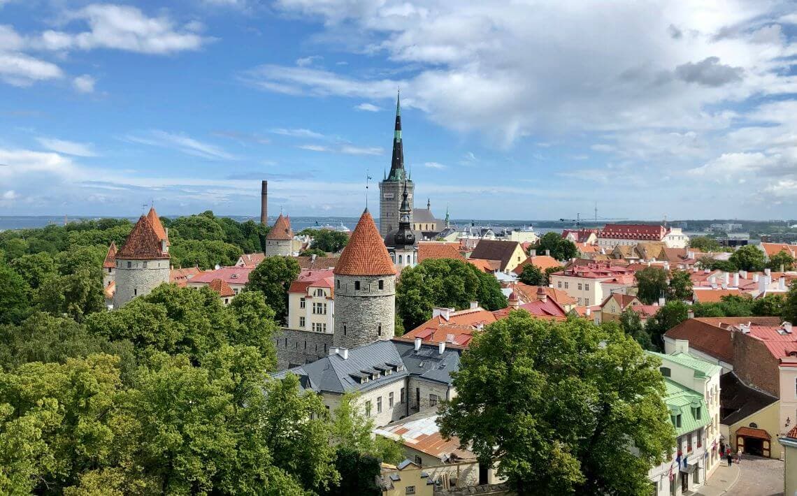 Tallinn Airport to Old Town
