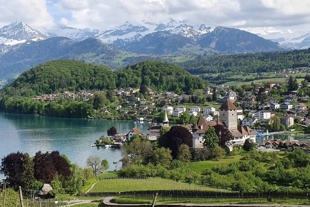 Geneva Airport to Thun