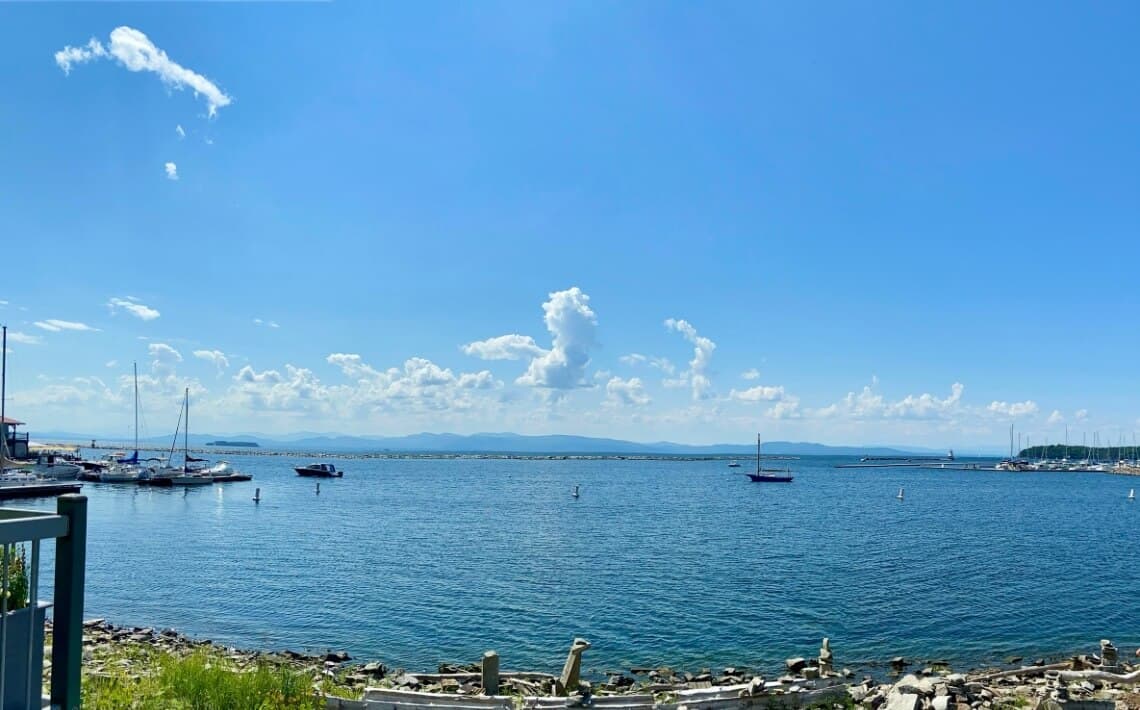 Toronto Pearson Airport to Burlington