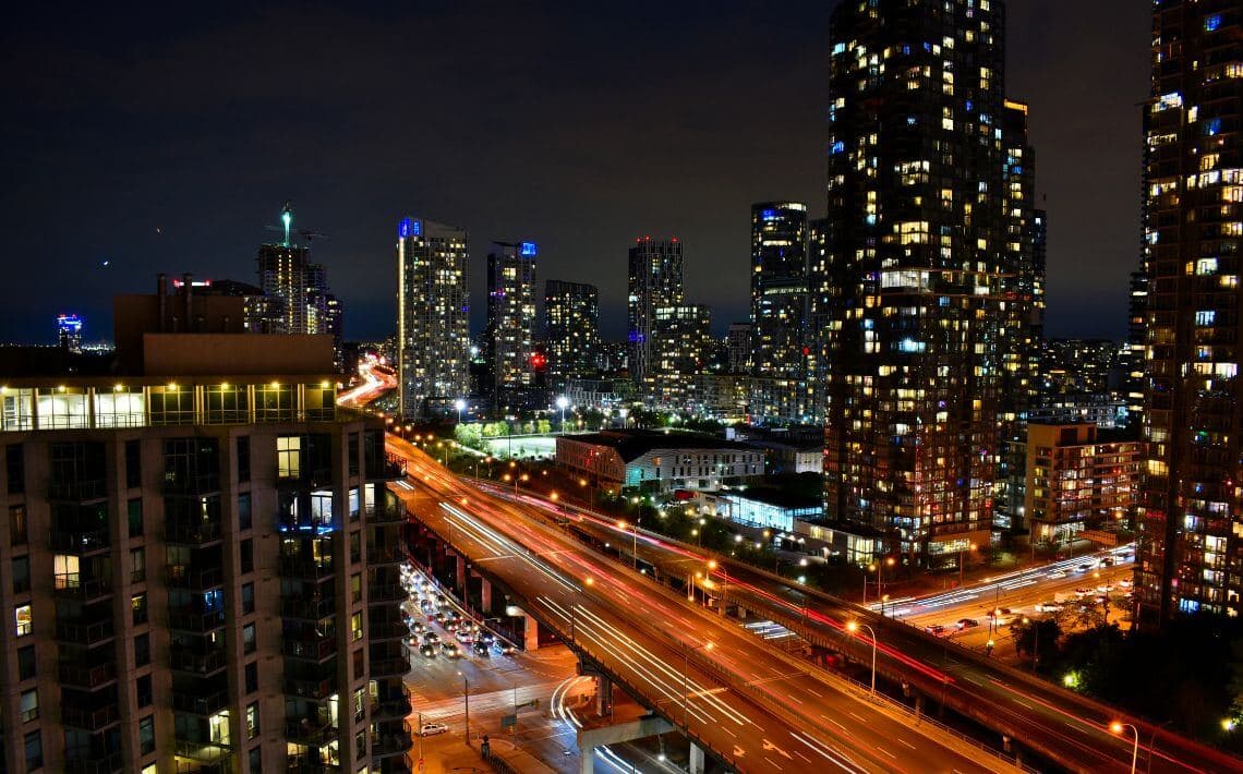 Toronto Pearson Airport to Canada's Wonderland