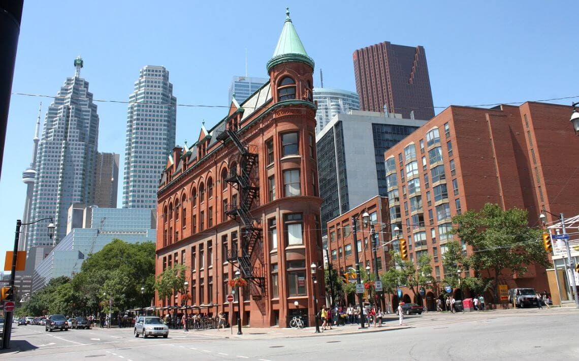 Toronto Pearson Airport to First Canadian Place