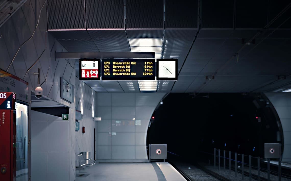 Vigo Airport to Vigo Guixar Train Station