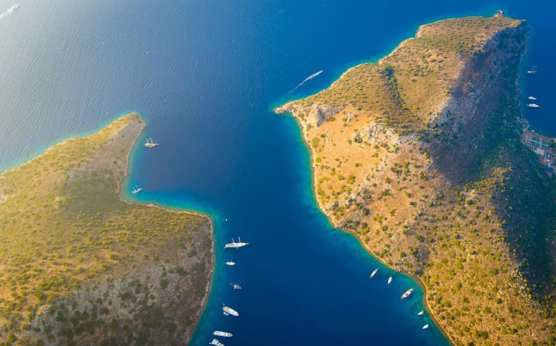 Vogue Hotel Supreme Transfers