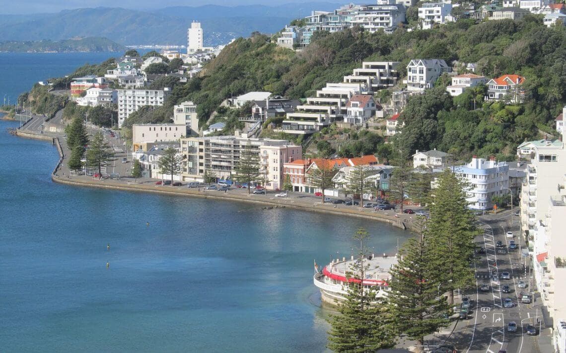 Wellington Airport to Paremata