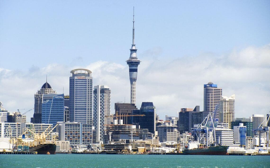 Wellington Airport to Queensgate Shopping Mall