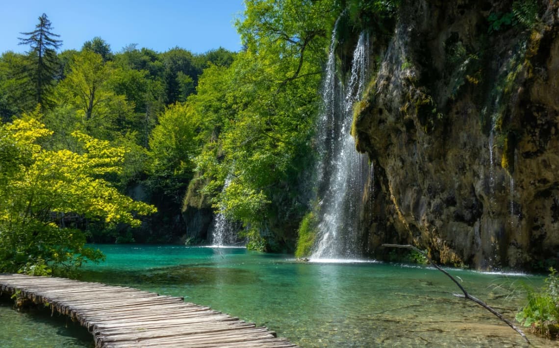 Zagreb Airport to Plitvice Lakes